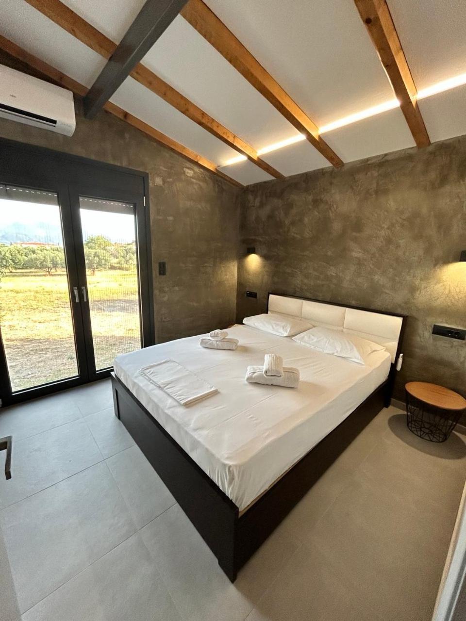 Holiday home Ktimaoliva2